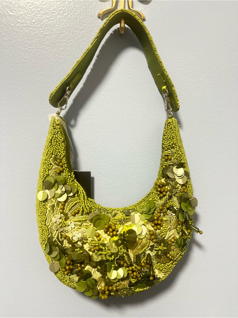 NWT 🌹Lime Green Embellished Shoulder Bag